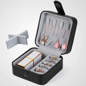 ŠPERKY Úložný box - malá elegantní černá rakev JBC147BKV1 (BLACK WEEK) small 3