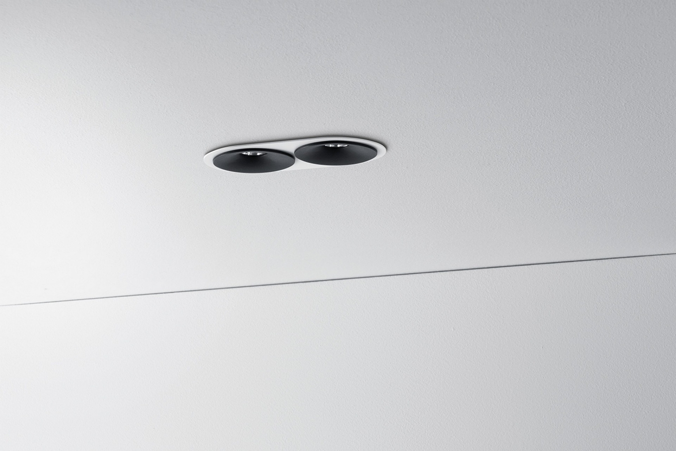 Kontrola Stropní svítidlo SPEAKER RD60 Stropní svítidlo SPEAKER RD60