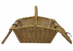 Proutěný piknikový koš - ručně vyrobený 4 Proutěný piknikový koš - ručně vyrobený small 4