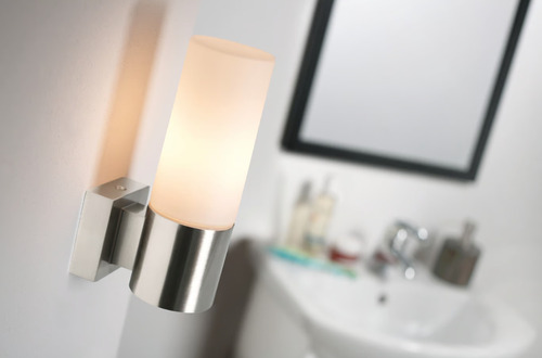 Kontrola Koupelnové nástěnné svítidlo Tangens z kartáčované oceli IP44 Nordlux