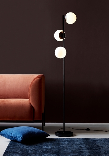 Kontrola Stojací lampa Lilly Black/Opalwhite od společnosti Nordlux