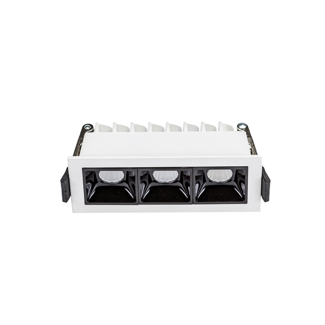 Kontrola Mřížka Model M Zápustná montáž 47x45x106 Mm, 8 W, 45°, barva bílá Rozměry. Mřížka Model M Zápustná montáž 47x45x106 Mm, 8 W, 45°, barva bílá Rozměry.