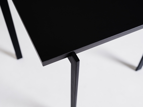 Kontrola Konferenční stolek CustomForm BORGE 100 LOW černý 100 × 100 cm