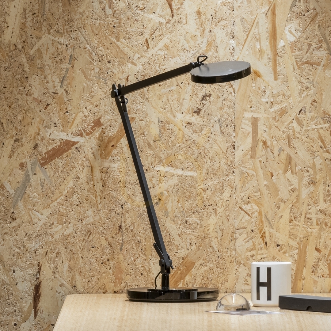 Zobrazit Stolní lampa Ideal Lux Futura TL Nero černá LED 12,5 W 204888 Stolní lampa Ideal Lux Futura TL Nero černá LED 12,5 W 204888