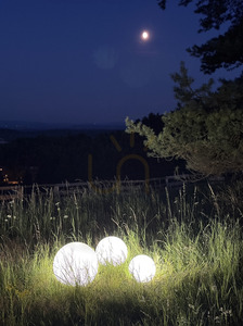 Sada dekorativních zahradních koulí - LUNA BALL 20, 30, 40 cm včetně montážní sady, 3m kabelu, špejle - PREMIUM - UV small 9