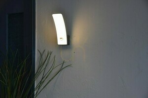 Venkovní nástěnné LED svítidlo Lutec Kilo 5203902335 šedé IP44 11,5 W small 1