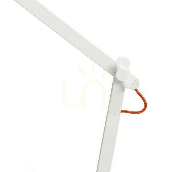 Zobrazit Norma Dimm bílá/červená stolní lampa 230 V Led 10 W 100° 3000 K 4000 6500 Norma Dimm bílá/červená stolní lampa 230 V Led 10 W 100° 3000 K 4000 6500