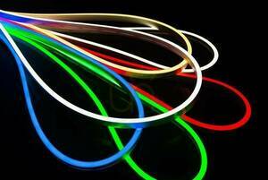 Zástrčka pro připojení napájení (boční zásuvka) pro BERGMEN Neon Flex HS 1 Zástrčka pro připojení napájení (boční zásuvka) pro BERGMEN Neon Flex HS small 1