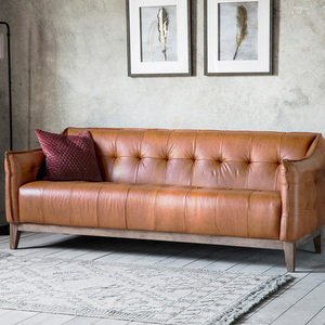 Třímístná pohovka Gallery Direct Ecclestone hnědá vintage kůže/jasan 192 cm 1 Třímístná pohovka Gallery Direct Ecclestone hnědá vintage kůže/jasan 192 cm small 1