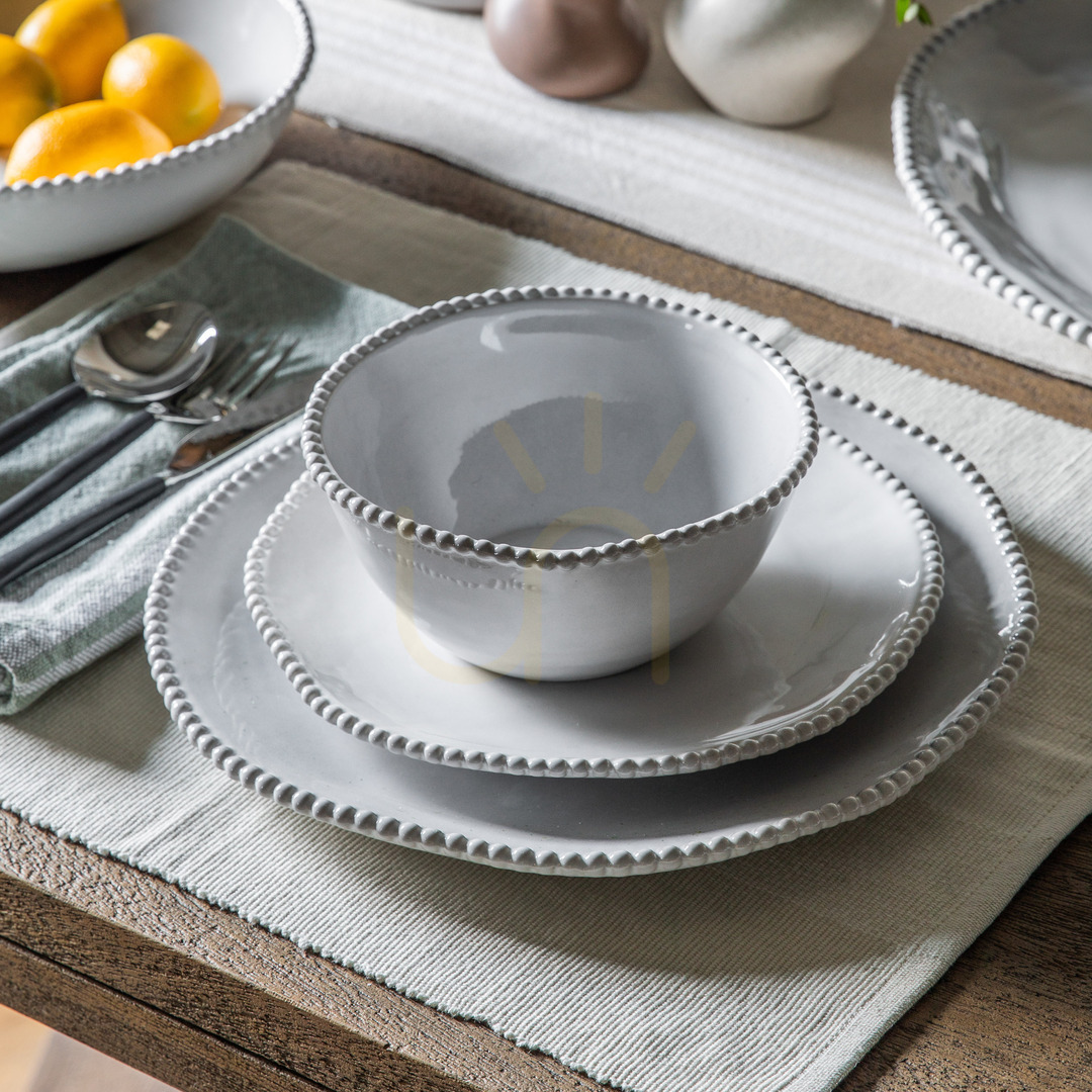 Pohled Sada bočních talířů Gallery Direct 4 ks porcelán přírodní 22 cm Sada bočních talířů Gallery Direct 4 ks porcelán přírodní 22 cm