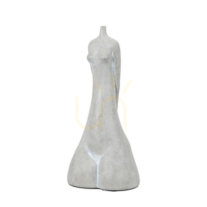 Socha ženy Gallery Direct Carla malá písková polyresinová 38 cm 1 Socha ženy Gallery Direct Carla malá písková polyresinová 38 cm small 1