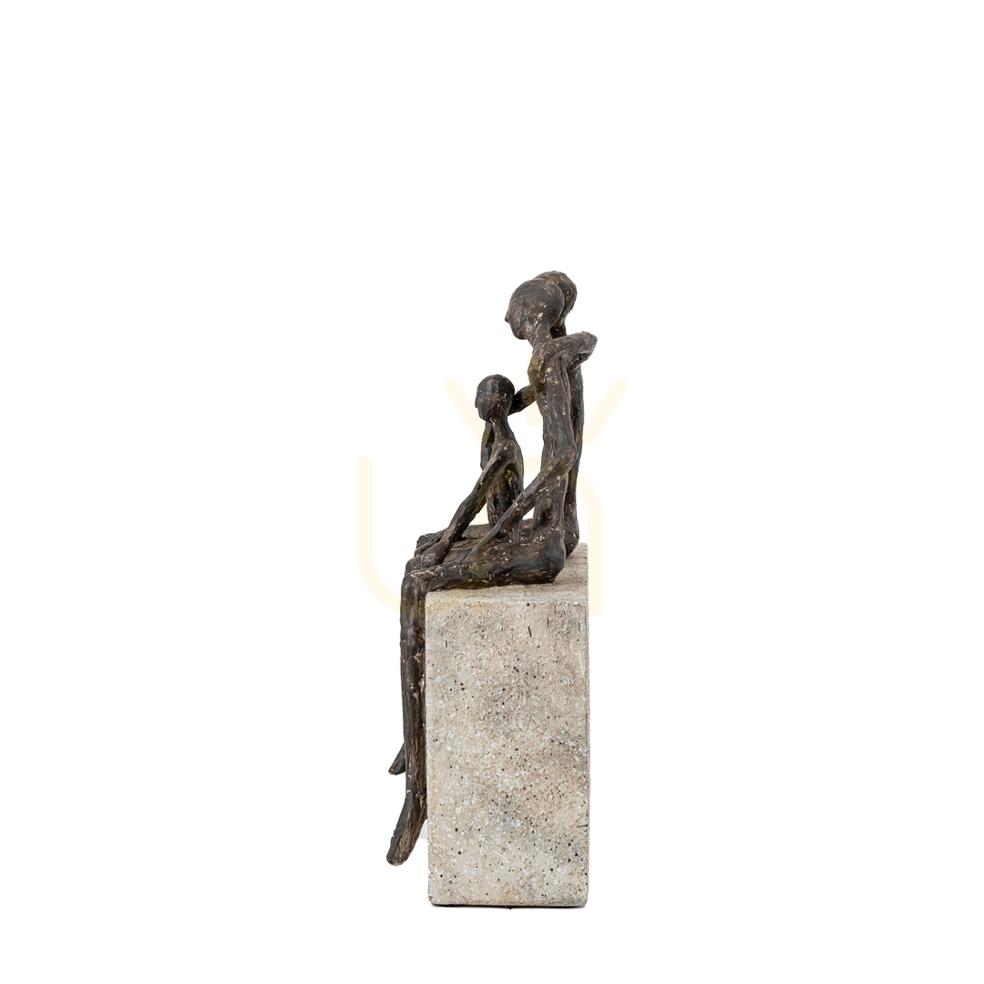 Náhled Socha rodina The Three of Us Gallery Direct polyresin 23 x 10 x 25 cm Socha rodina The Three of Us Gallery Direct polyresin 23 x 10 x 25 cm