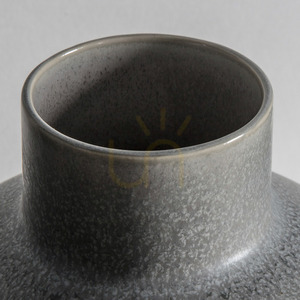 Váza Gallery Direct Oshima šedá kamenina 21 x 28 cm small 2