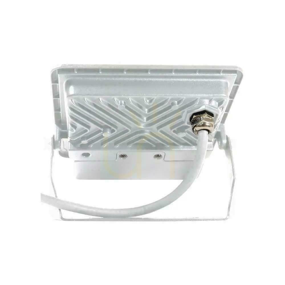 Pohled V-TAC 20W SAMSUNG CHIP LED Projektor Senzor pohybu Bílý kabel 1M VT-128S-1 4000K 1510lm 5 let záruka V-TAC 20W SAMSUNG CHIP LED Projektor Senzor pohybu Bílý kabel 1M VT-128S-1 4000K 1510lm 5 let záruka