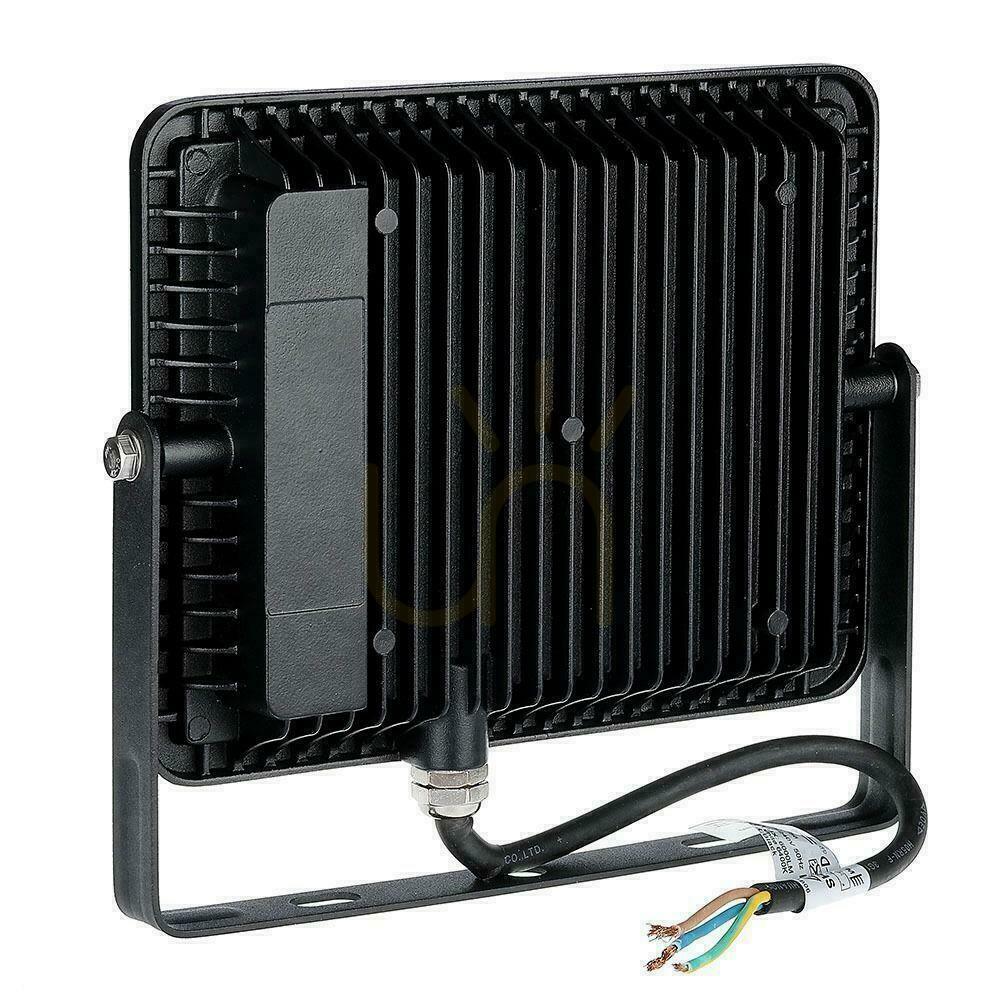 Zobrazit V-TAC 50W SAMSUNG CHIP SLIM LED projektor černý VT-56 4000K 5750lm 5 let záruka V-TAC 50W SAMSUNG CHIP SLIM LED projektor černý VT-56 4000K 5750lm 5 let záruka