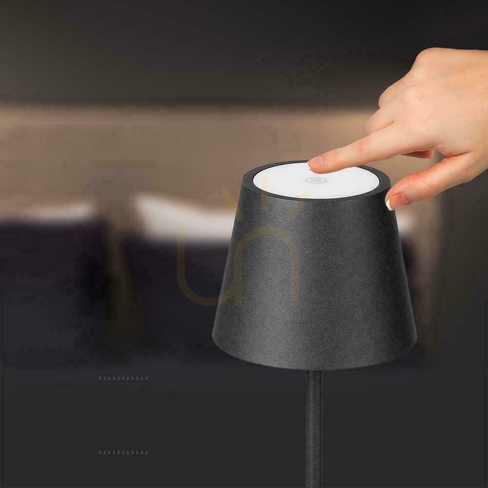 Náhled V-TAC 4W LED stojací lampa černá IP54 dobíjecí VT-7544 3000K 300lm. V-TAC 4W LED stojací lampa černá IP54 dobíjecí VT-7544 3000K 300lm.