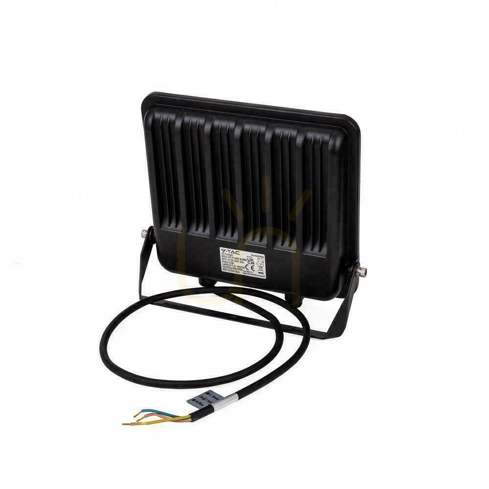 Pohled LED projektor V-TAC 100W 185Lm/W černý VT-44105 6500K 18500lm LED projektor V-TAC 100W 185Lm/W černý VT-44105 6500K 18500lm