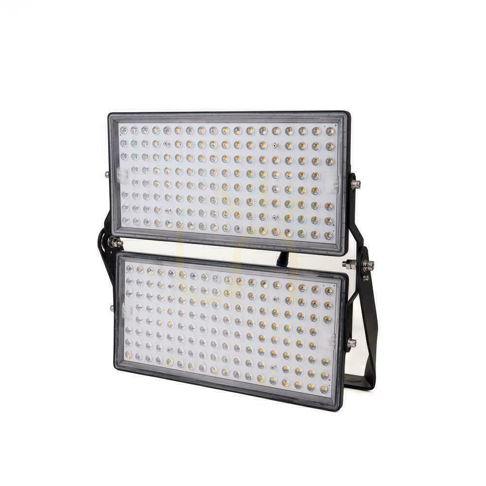 Pohled V-TAC 500W černý IP65 135Lm/W VT-48500 6500K 67500lm LED projektor V-TAC 500W černý IP65 135Lm/W VT-48500 6500K 67500lm LED projektor