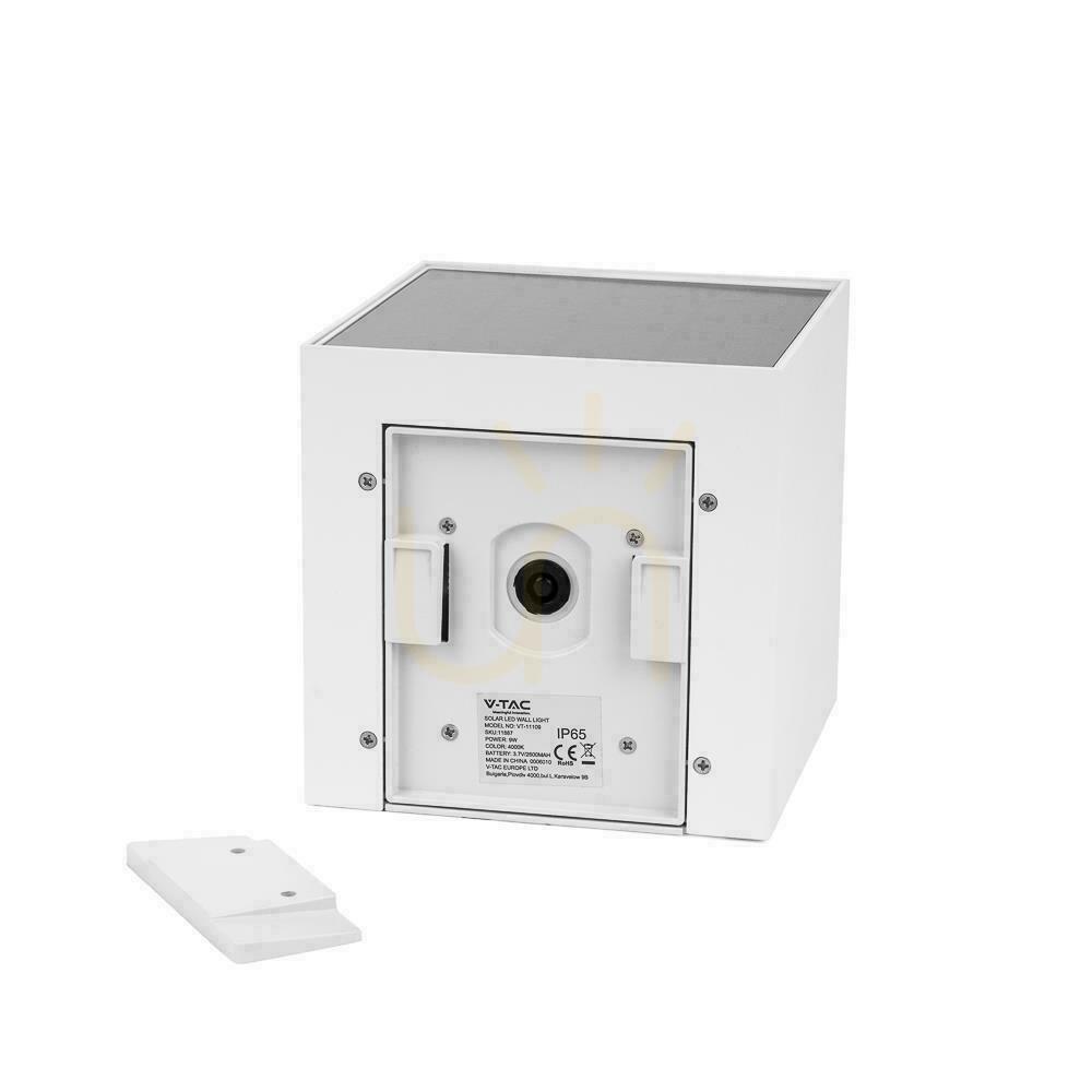 Zobrazit Solární nástěnné svítidlo V-TAC 9W LED COB Adjustable White Cube 15x15cm IP65 VT-11109 4000K 860lm. Solární nástěnné svítidlo V-TAC 9W LED COB Adjustable White Cube 15x15cm IP65 VT-11109 4000K 860lm.