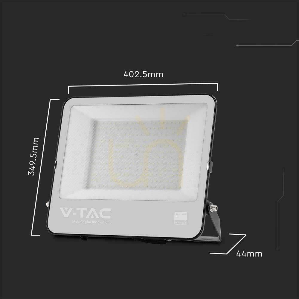 Zobrazit LED reflektor V-TAC VT-44204 200 W 17540 lm 4000 K, černý, IP65 LED reflektor V-TAC VT-44204 200 W 17540 lm 4000 K, černý, IP65