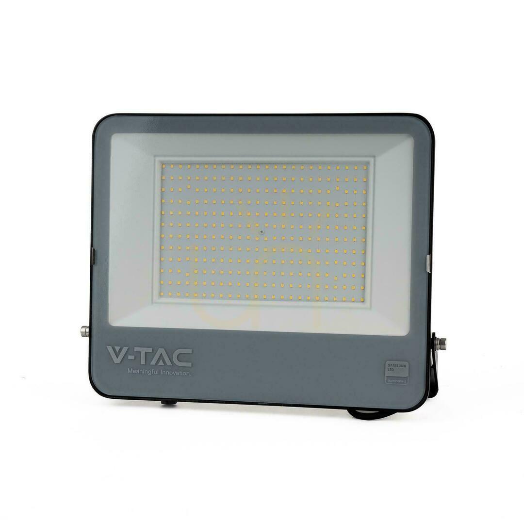 Kontrola LED reflektor V-TAC VT-44204 200 W 17540 lm 4000 K, černý, IP65 LED reflektor V-TAC VT-44204 200 W 17540 lm 4000 K, černý, IP65