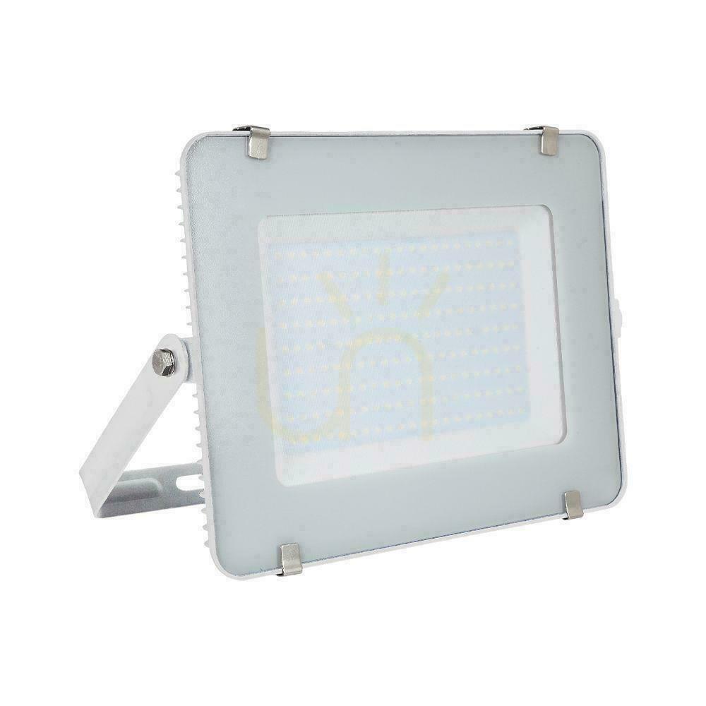Pohled V-TAC 200W SAMSUNG CHIP White VT-200 6500K 16500lm LED projektor 5 let záruka V-TAC 200W SAMSUNG CHIP White VT-200 6500K 16500lm LED projektor 5 let záruka