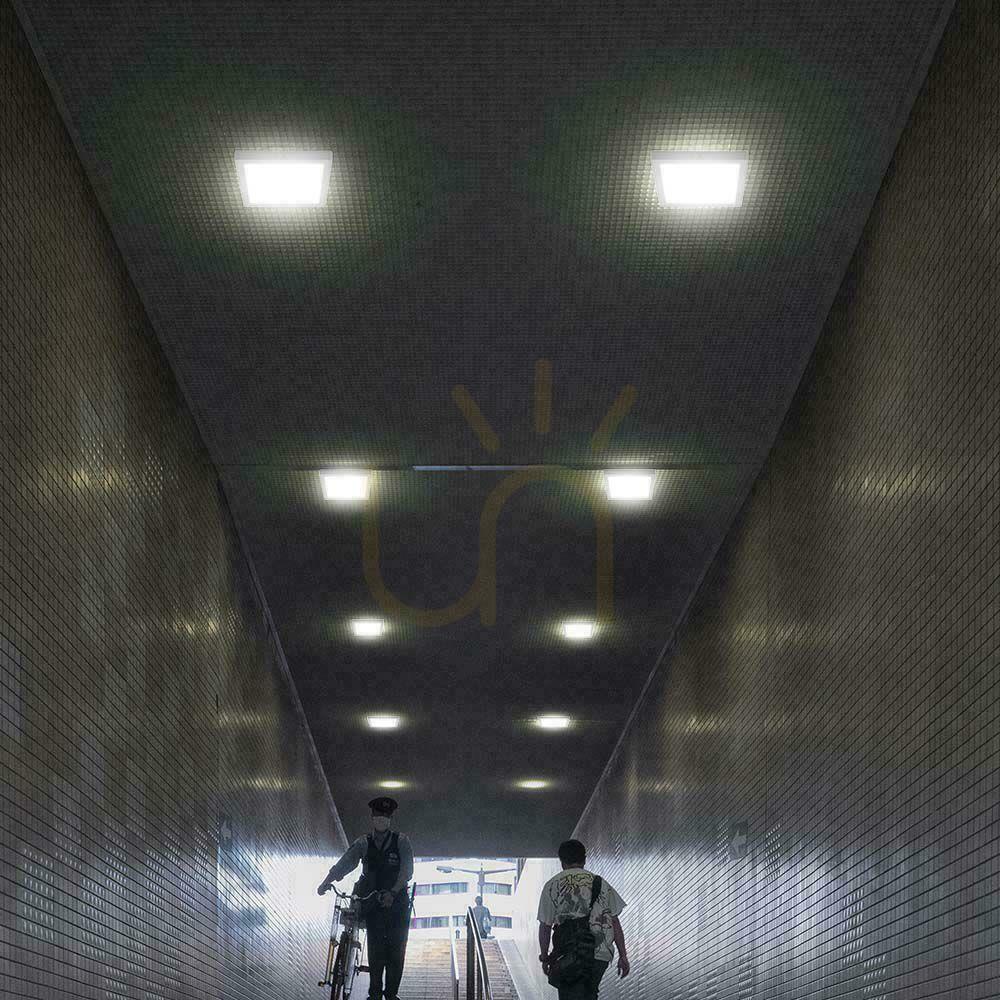 Kontrola V-TAC 18W LED SAMSUNG CHIP povrchový panel čtvercový 214x214mm VT-60018SQ-S 6500K 1850lm V-TAC 18W LED SAMSUNG CHIP povrchový panel čtvercový 214x214mm VT-60018SQ-S 6500K 1850lm