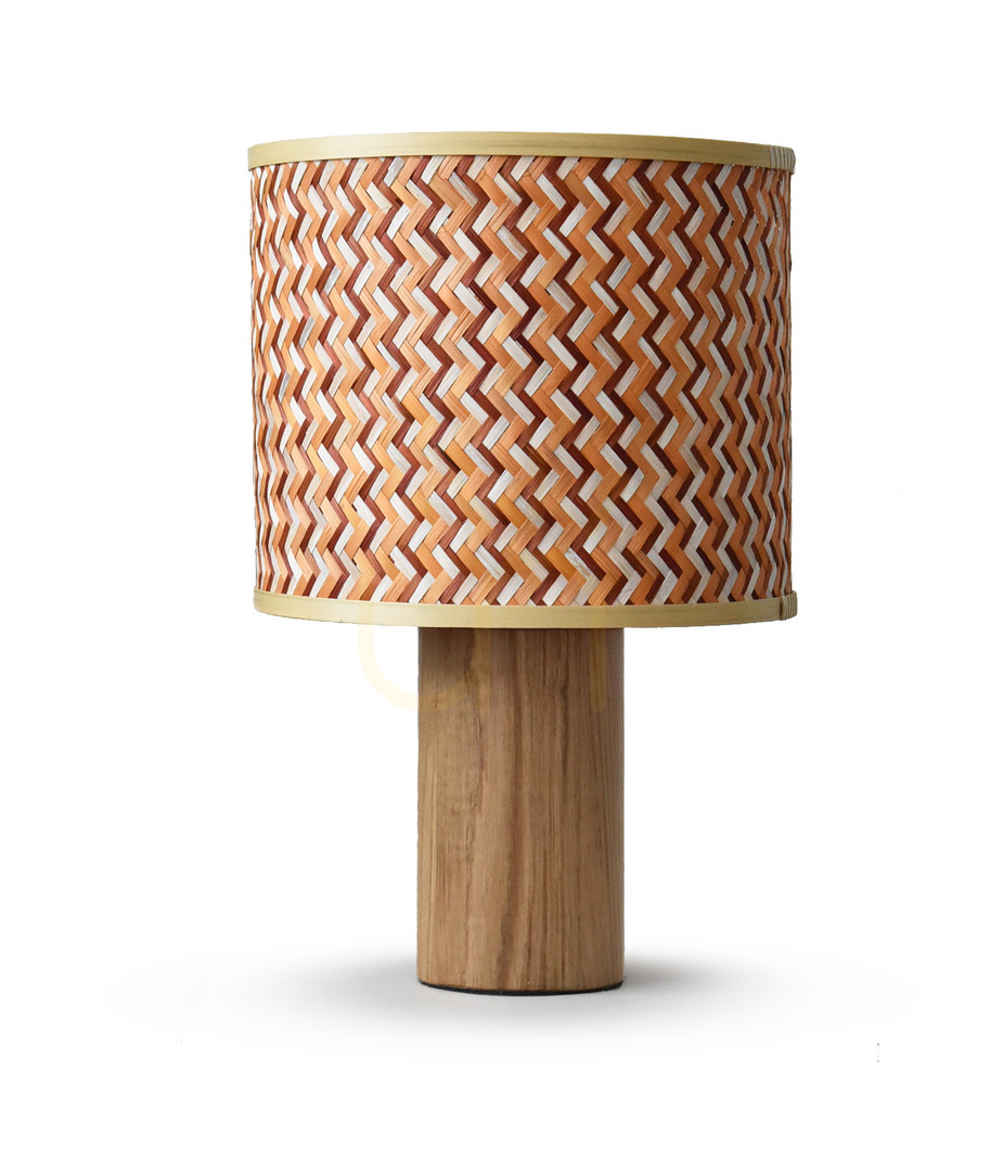 Kontrola PHIL Stojací lampa, opletený bambus, černá textilní šňůra, vypínač na šňůře Aviano PHIL Stojací lampa, opletený bambus, černá textilní šňůra, vypínač na šňůře Aviano