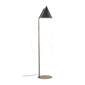 Černá stojací lampa Cono 1 small 4