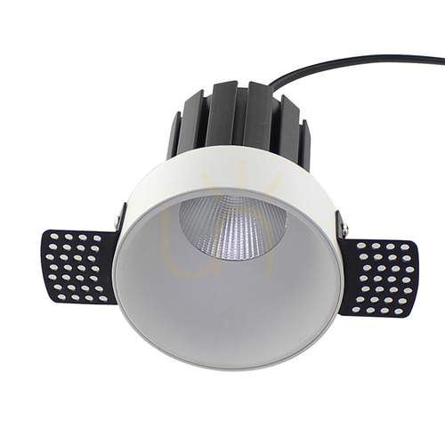 Kontrola Spot LED 6W bílý ZAMBELIS bez lišty