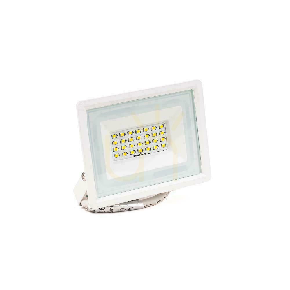 Pohled V-TAC LED projektor 10W SMD třídy F bílý VT-4914-W 4000K 750lm. V-TAC LED projektor 10W SMD třídy F bílý VT-4914-W 4000K 750lm.