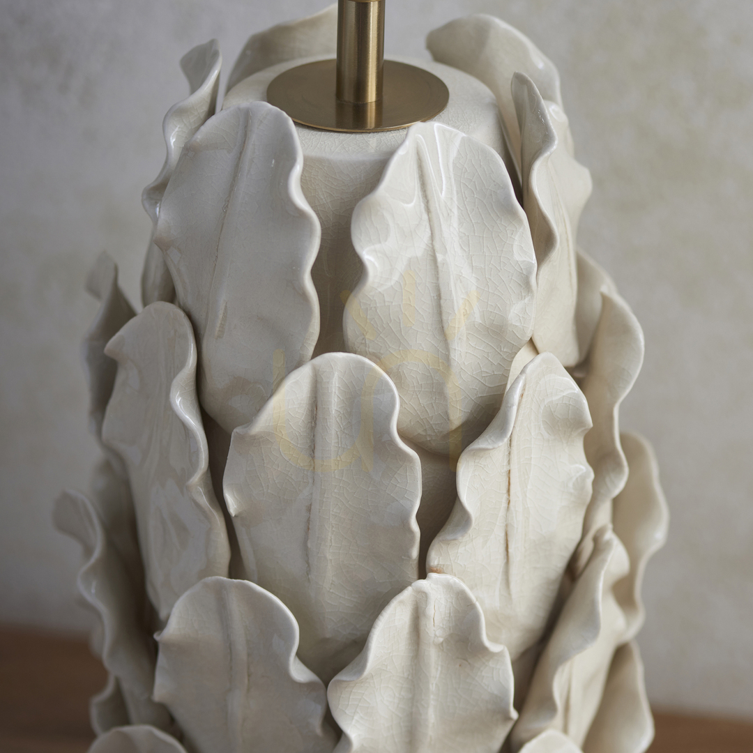 Zobrazit Stolní lampa Endon Vrstvené listy, mosaz, keramika a ocel Stolní lampa Endon Vrstvené listy, mosaz, keramika a ocel