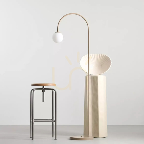 Kontrola Stojací lampa Aldex Una béžová kov a sklo 1116A17