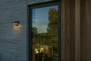 Venkovní nástěnné LED svítidlo Lutec TWISTO 5116303118 šedé up/down 13 W small 2