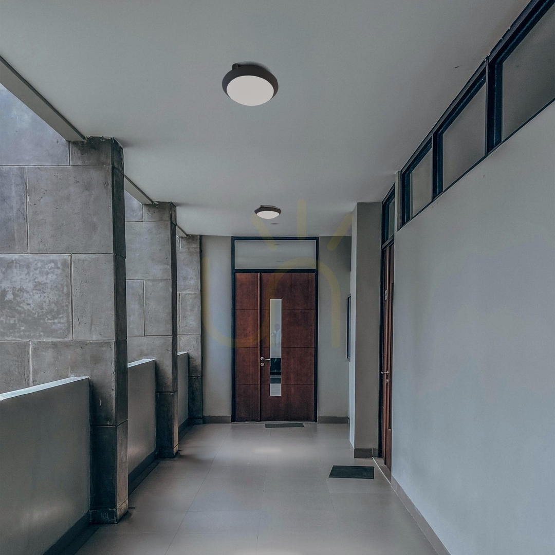 Kontrola Plafond Nymphea Omni Black E27 230V IP65 Ik08 Fi300 X90mm Black Round. Plafond Nymphea Omni Black E27 230V IP65 Ik08 Fi300 X90mm Black Round.