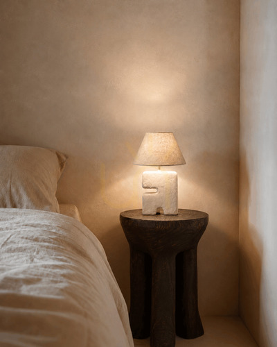 Kontrola Stolní lampa BAZAR BIZAR L’Objet S, bílá, papírmašé