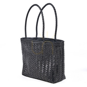 Černá nástěnná dekorace The Shortlist Shopper 36×10×48 cm small 7