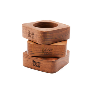 Kroužek na ubrousek Bazar Bizar teakový kořen přírodní 6x6x2 cm BASU608N small 6
