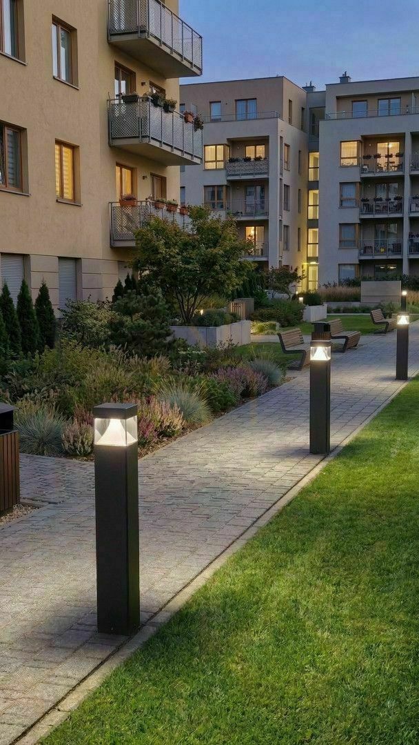 Zobrazit SU-MA BAREL antracit LED 100 cm BKW-1000 pevný světelný sloupek SU-MA BAREL antracit LED 100 cm BKW-1000 pevný světelný sloupek