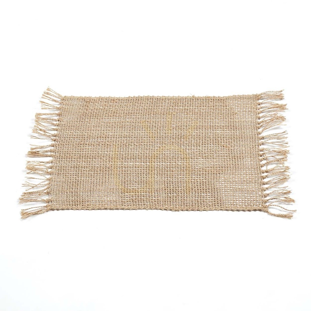 Zobrazit Prostírání z mořské trávy Isey 50 x 30 cm přírodní Prostírání z mořské trávy Isey 50 x 30 cm přírodní