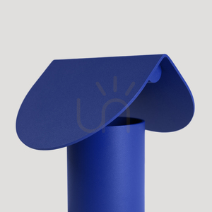 BISCUIT ultramarínová LED stolní lampa 3000K small 3