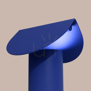 BISCUIT ultramarínová LED stolní lampa 3000K small 5