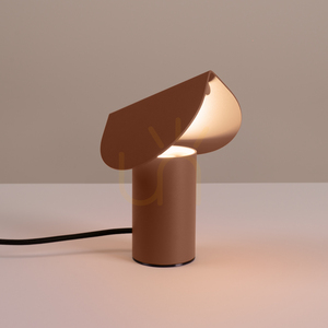 BISCUIT mocca LED stolní lampa 3000K small 2