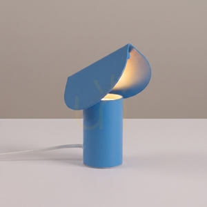 BISCUIT modrá LED stolní lampa 3000K small 2