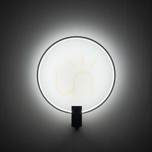 Nástěnné svítidlo Vexa White s LED žárovkou o výkonu 6 W small 1