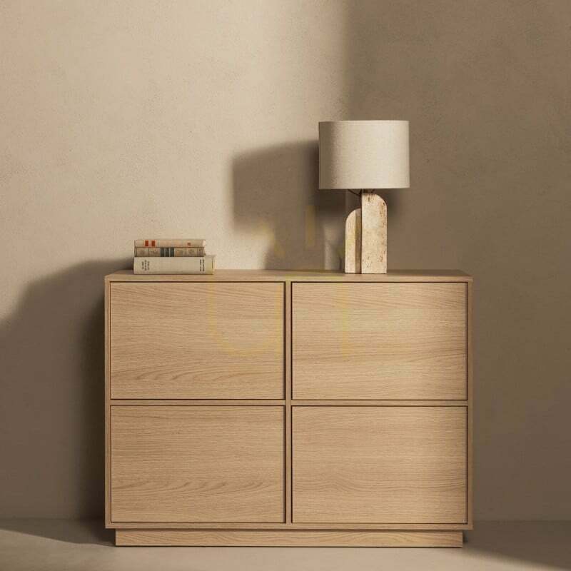Pohled Čtyřdveřová komoda WASABI, Lindberg Nova Nook Oak Čtyřdveřová komoda WASABI, Lindberg Nova Nook Oak