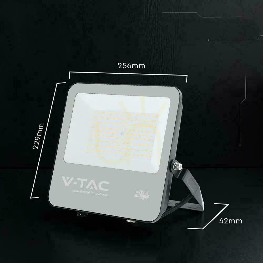 Zobrazit LED reflektor V-TAC s čipem CREE, 100 W, 185 lm/W, černý, VT-44105, 6500 K, 18 500 lm, 6letá záruka LED reflektor V-TAC s čipem CREE, 100 W, 185 lm/W, černý, VT-44105, 6500 K, 18 500 lm, 6letá záruka