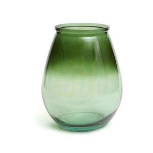 Zelená skleněná váza BAZAR BIZAR Qiezi M Glass Collection 3 Zelená skleněná váza BAZAR BIZAR Qiezi M Glass Collection small 3