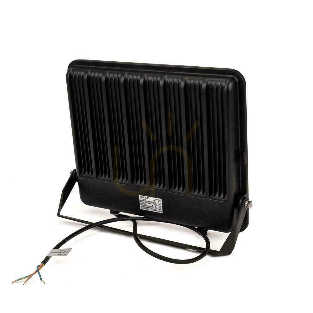 Pohled LED reflektor V-TAC s čipem CREE, 200 W, 185 lm/W, černý, VT-44205, 6500 K, 37 000 lm, 6letá záruka LED reflektor V-TAC s čipem CREE, 200 W, 185 lm/W, černý, VT-44205, 6500 K, 37 000 lm, 6letá záruka