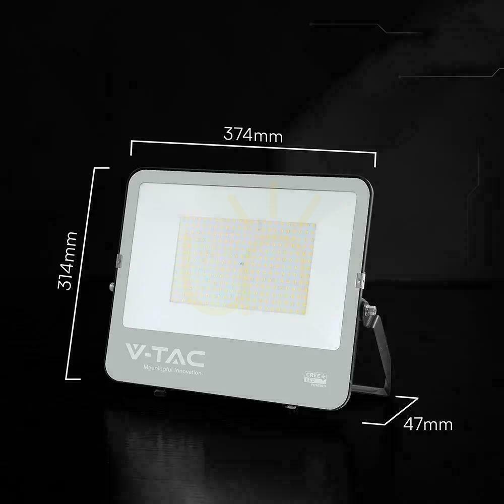 Zobrazit LED reflektor V-TAC s čipem CREE, 200 W, 185 lm/W, černý, VT-44205, 6500 K, 37 000 lm, 6letá záruka LED reflektor V-TAC s čipem CREE, 200 W, 185 lm/W, černý, VT-44205, 6500 K, 37 000 lm, 6letá záruka